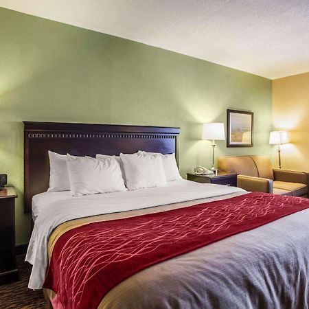 Quality Inn Belton - Kansas City South Екстер'єр фото